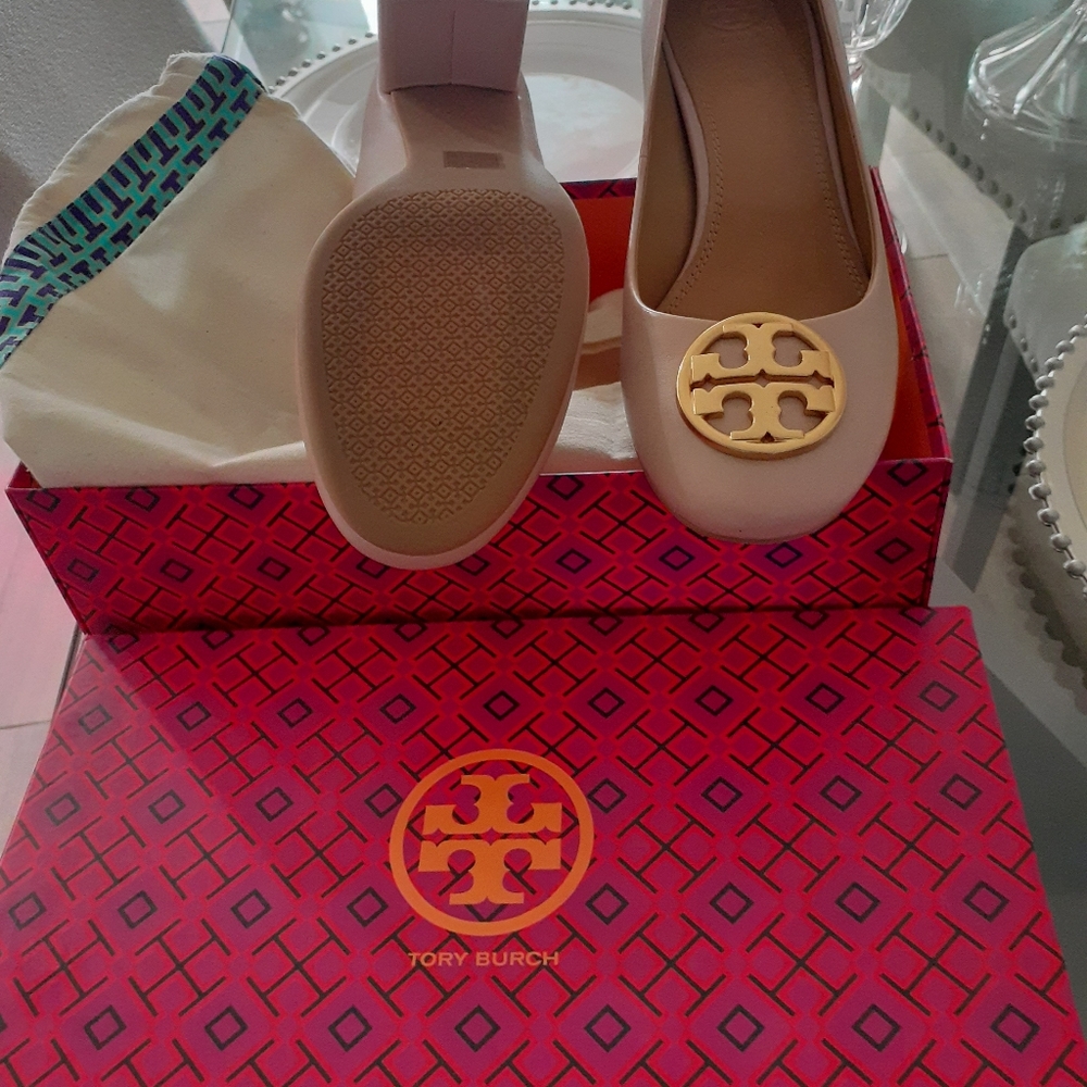 Tory Burch pumps size 9